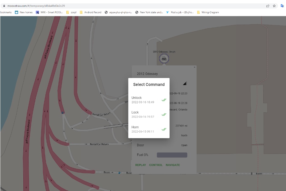 Fleet management dashboard showing vehicle location, lock/unlock/horn commands, and fuel level